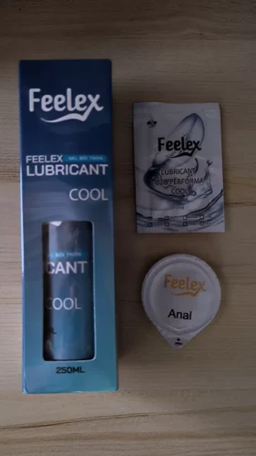Gel bôi trơn gốc nước mát lạnh Feelex Lubricant Cool - 250ml photo review