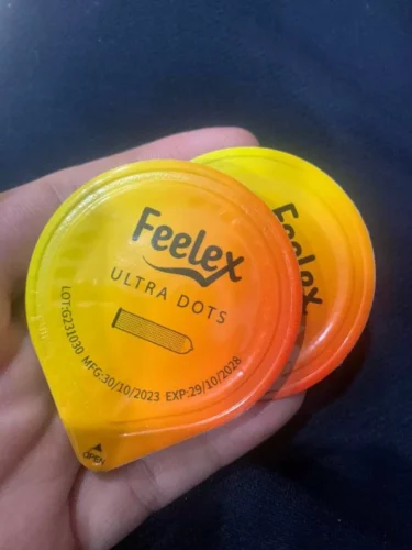 Bao cao su siêu gai Feelex Ultra Dots - Hộp 10 cái photo review