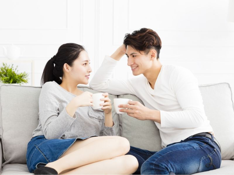 Cần Làm Gì Khi Người Yêu Tới Tháng? 10 Tip Hay Dùng Nen noi gi khi nguoi yeu toi thang